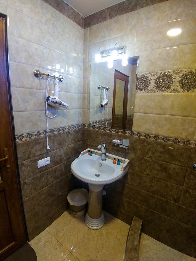 Family Hotel Parajanov Тбилиси Экстерьер фото