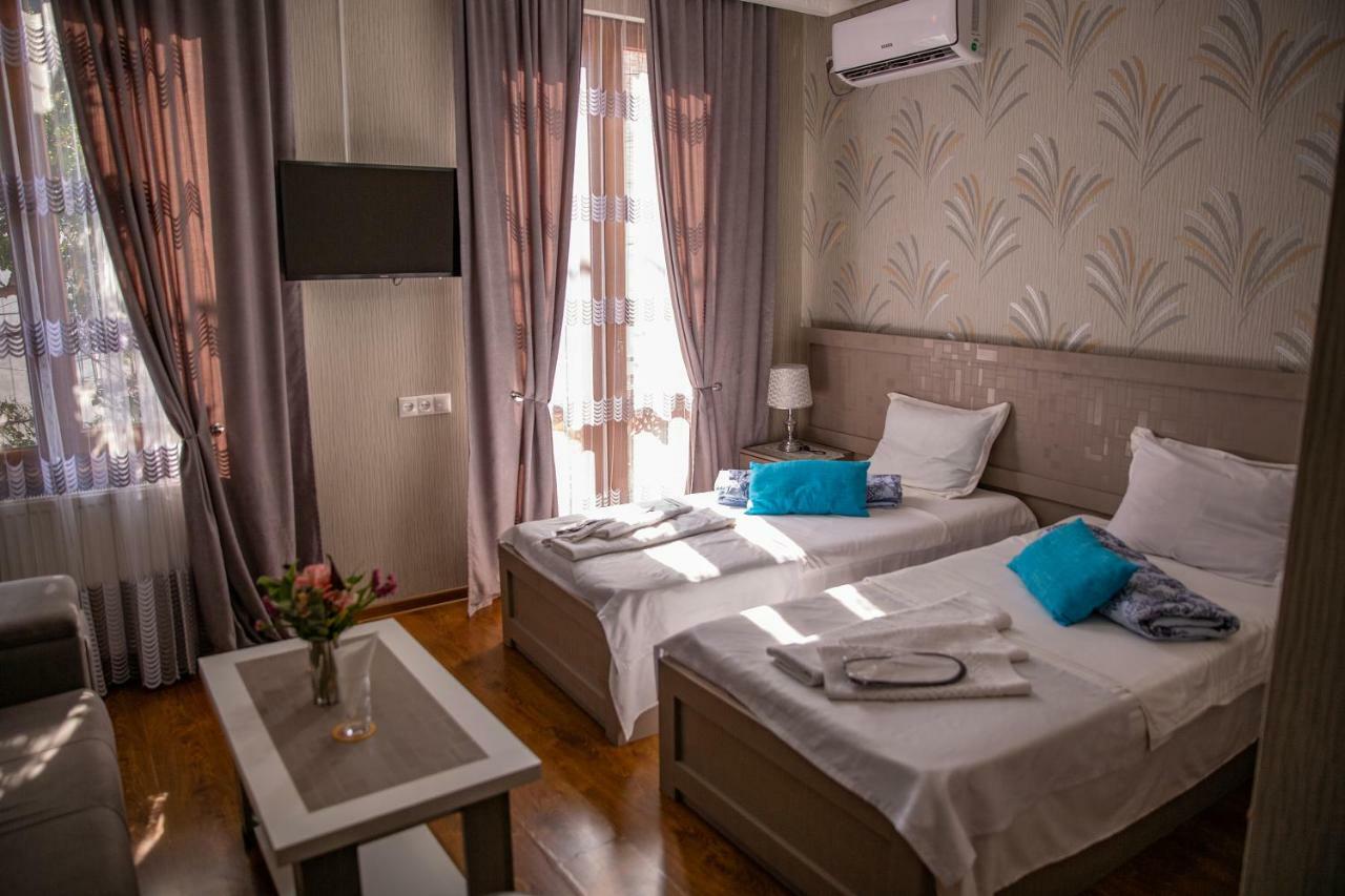 Family Hotel Parajanov Тбилиси Экстерьер фото