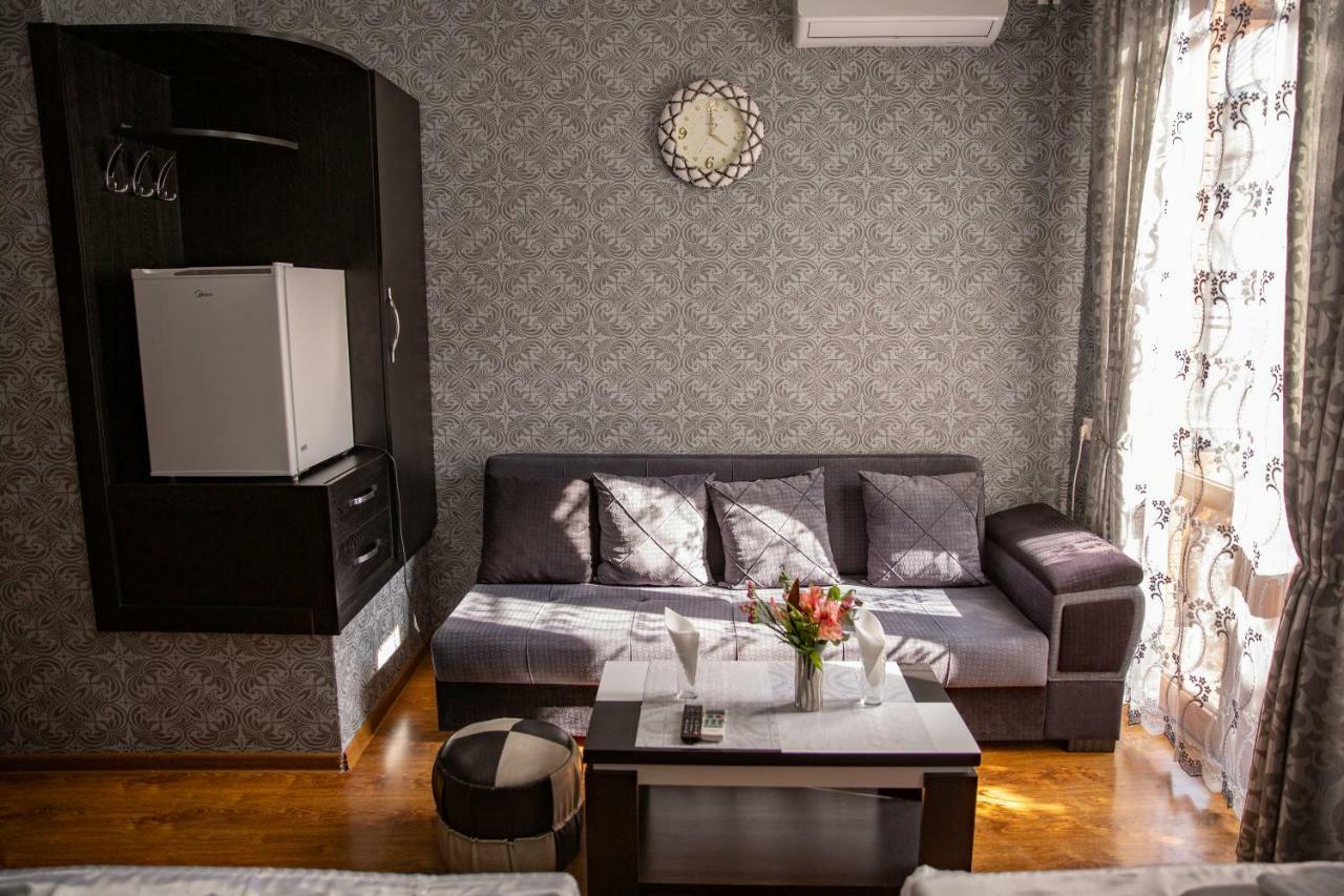 Family Hotel Parajanov Тбилиси Экстерьер фото