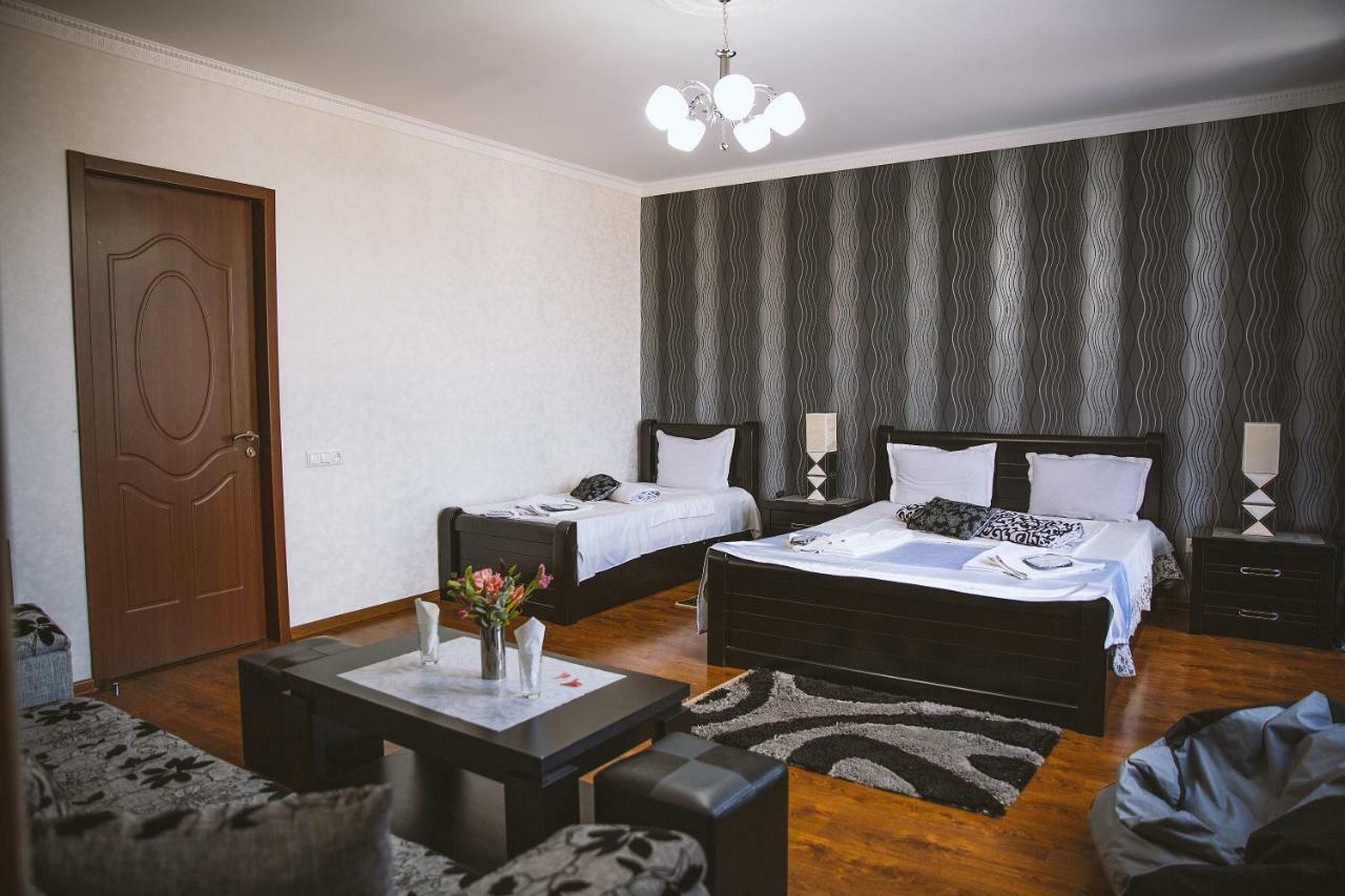 Family Hotel Parajanov Тбилиси Экстерьер фото