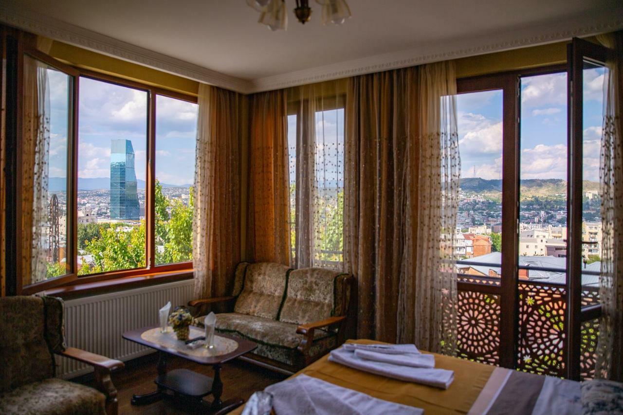 Family Hotel Parajanov Тбилиси Экстерьер фото