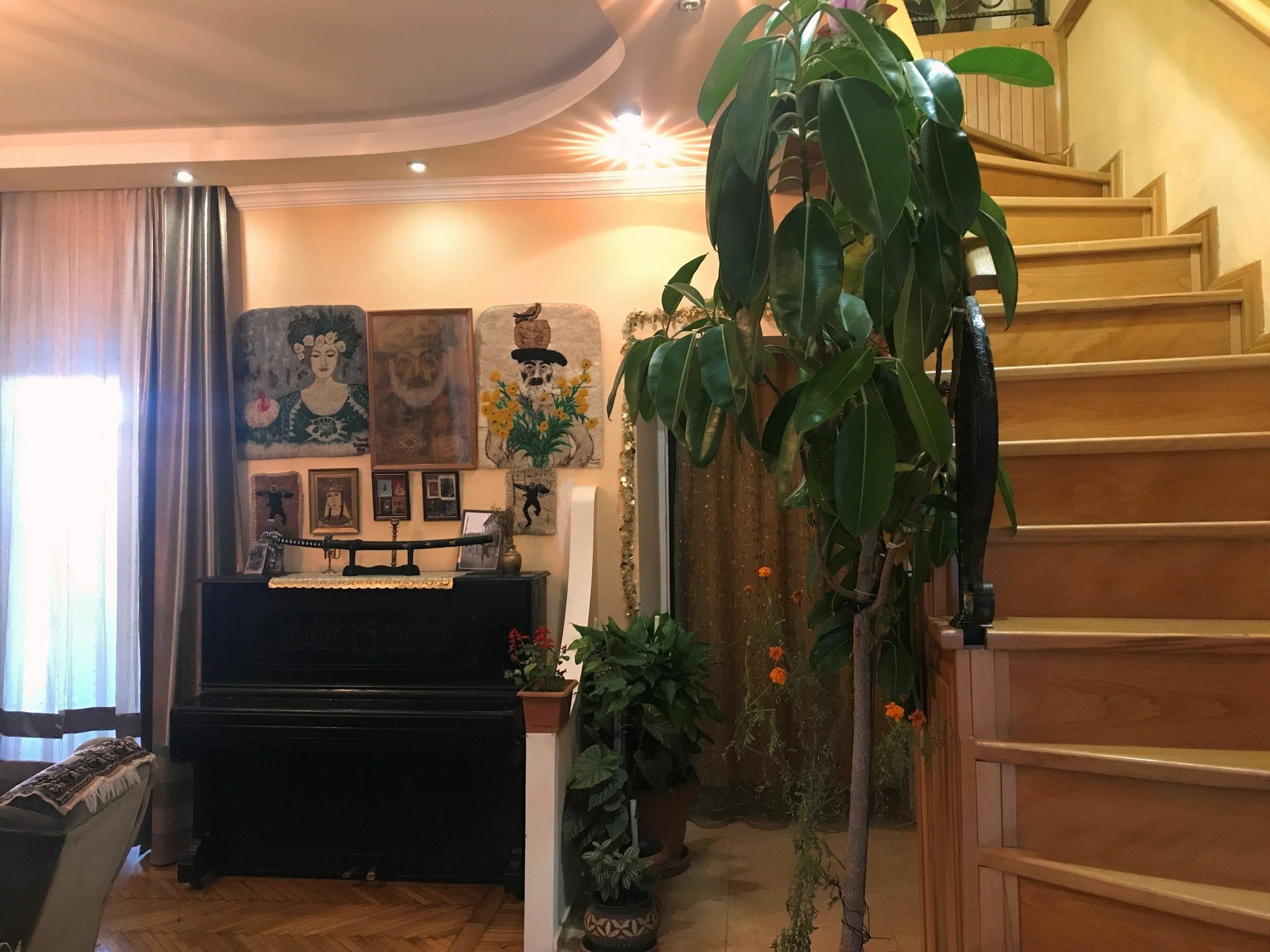 Family Hotel Parajanov Тбилиси Экстерьер фото